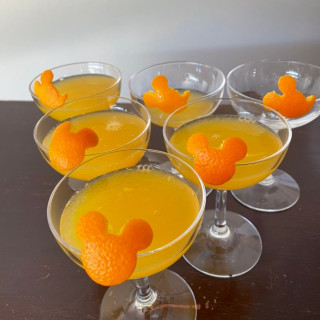 ウェルカムパーティの
オレンジジュース