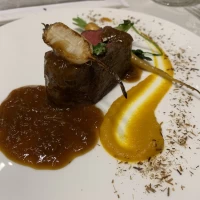 お肉料理