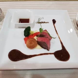 とても贅沢で美味しいお肉でした！