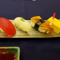 試食の料理(お寿司)