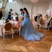 テーブルラウンド　
子どもたちにお菓子配布