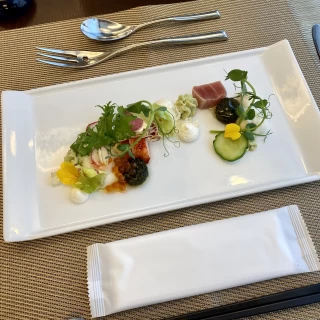 コースの一部を試食、日本食をmixしたメニューです！