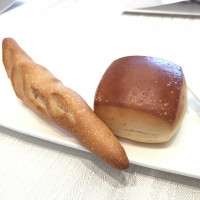 ミルクパンとプチフランスパン