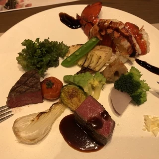 メイン