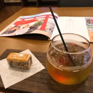 桜のシロップ入り紅茶は春を感じました。