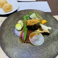 牛フィレ肉とフォアグラのポアレ