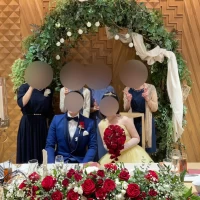 メインテーブルも自分達の好きな雰囲気にできます。