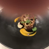 メイン