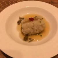 試食の魚料理