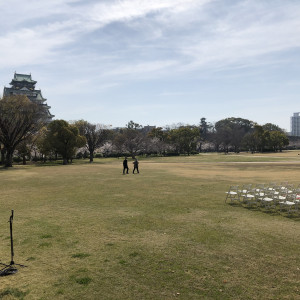 大阪城をバックに挙式ができる|582436さんの大阪城西の丸庭園 大阪迎賓館の写真(1178381)