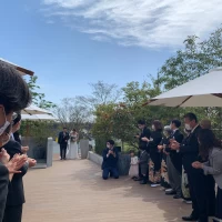 ガーデンでフラワーシャワーをしました。