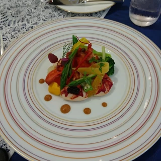 色鮮やかなお野菜料理であり、とても美味しかったです。