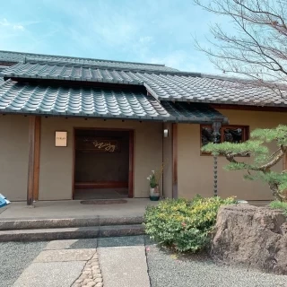 外観は和です