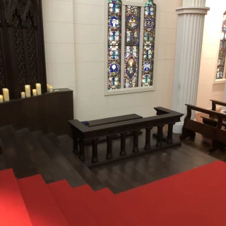 家族は横で、などもかのう
