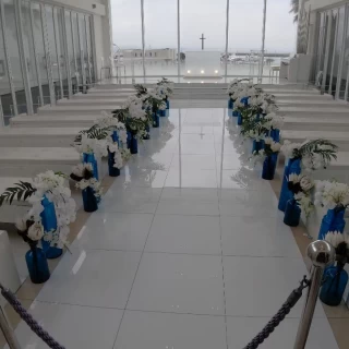 このときは天気が悪かったが、晴れると青い空が。