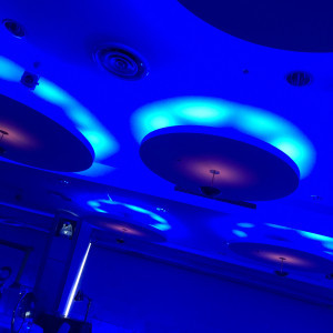 天井の電灯（色を変えられます）|583939さんのダブルツリーbyヒルトン那覇首里城（旧 ホテル日航那覇グランドキャッスル）の写真(1207748)