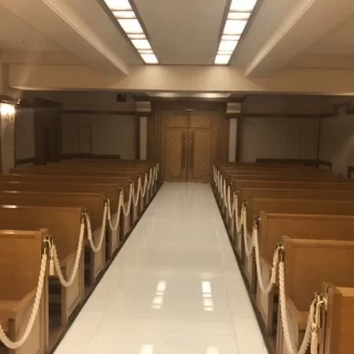 チャペル奥から振り返った際の視界