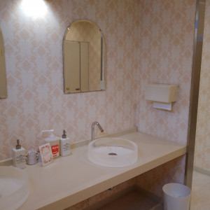 トイレの壁紙おしゃれでした！|584414さんのPerte Foglia（ペルテフォーリア）の写真(1368240)