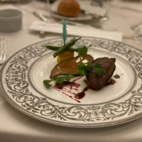 国産牛フィレ肉のポワレ