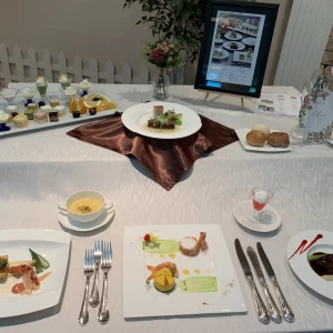 コース料理|584424さんのコンフェット 鈴鹿平安閣 ＜三重平安閣グループ＞（ウエディング取扱終了）の写真(1191780)
