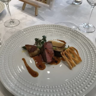 お肉料理