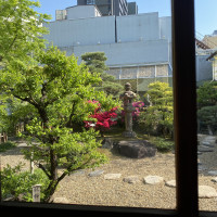 都会の中の日本庭園