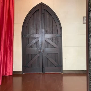 入場扉
