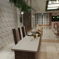 2つめの会場　披露宴会場新婦新婦の席
