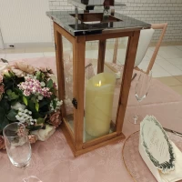 2つめの会場　披露宴会場の
演出　ランプ