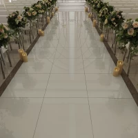 2つめの会場　チャペルの歩道