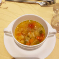 バジル風味のスープ