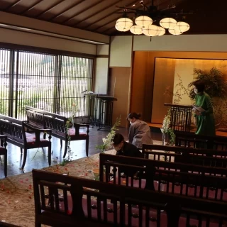 洋装にも和装にも合うチャペル。