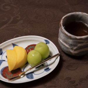 デザートの柿とマスカット|585091さんの牛嶋神社の写真(1411381)