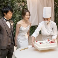 プラン内のウェディングケーキ