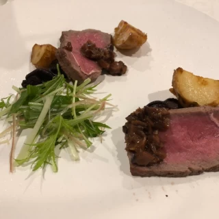 お肉料理