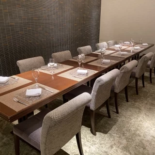 間切った会場です