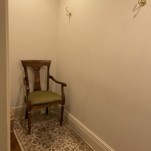 女性トイレ内にお着替えができる個室がありました。|585367さんのザ・ジョージアンハウス1997/ロイヤルクレストハウスの写真(1836814)