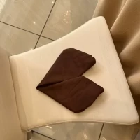 席を外したら綺麗にたたんであって、ゲストが喜んでいました♡