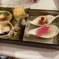 前菜の重箱