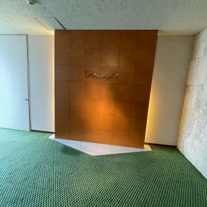 15階エレベーターを降りてすぐ。フォトスポットにもなる。|585690さんのホテルオークラ新潟の写真(1201990)