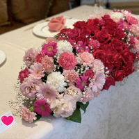新郎新婦の高砂テーブルの装花