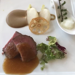 メイン