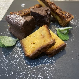 試食のデザートです