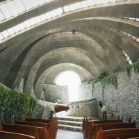 石の教会全体像
