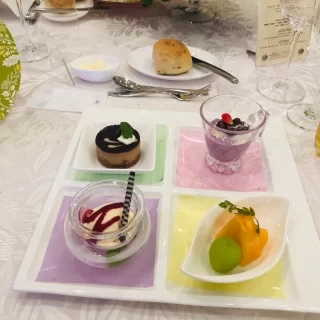 色鮮やか