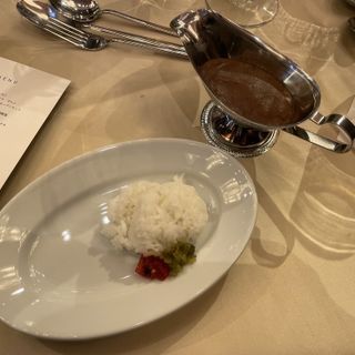 クラッシックなカレーで美味しかった