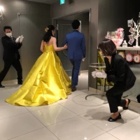 退場