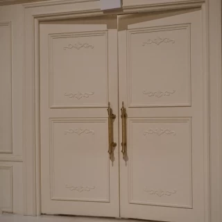 チャペルのドア