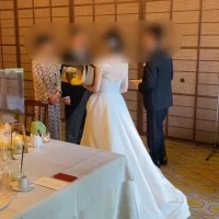 お父さんには手紙を、お母さんには花束を。