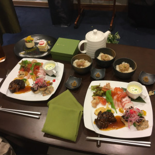 料理は後で食べられます